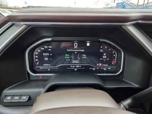 Used 2024 GMC Sierra 3500 Denali w/ Technology Package image 24