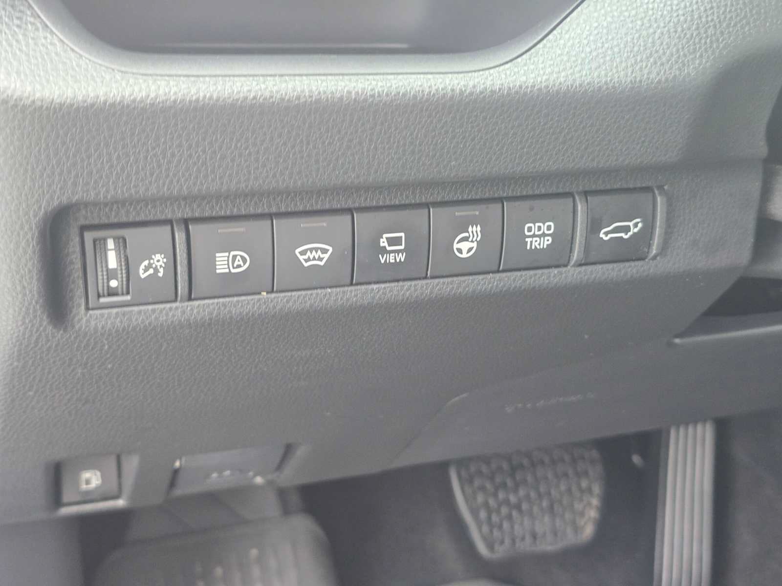 Certified 2025 Toyota RAV4 XSE w/ Premium Package AWD/4WD image 25