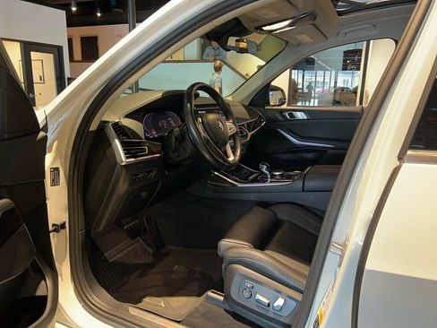 Used 2021 BMW X7 xDrive40i AWD/4WD image 11