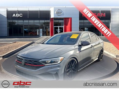 Used 2020 Volkswagen Jetta GLI image 1