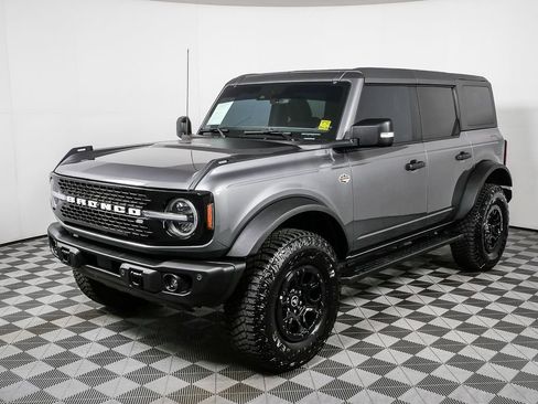 Used 2023 Ford Bronco Wildtrak image 25