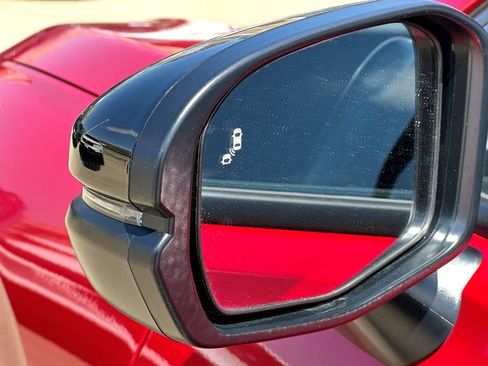 Used 2025 Honda HR-V Sport image 16