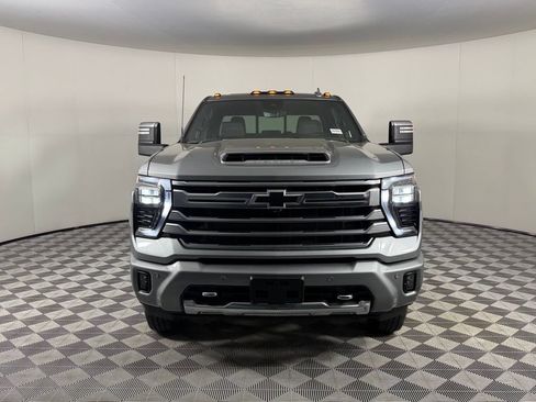 Used 2024 Chevrolet Silverado 3500 High Country w/ Technology Package AWD/4WD image 11