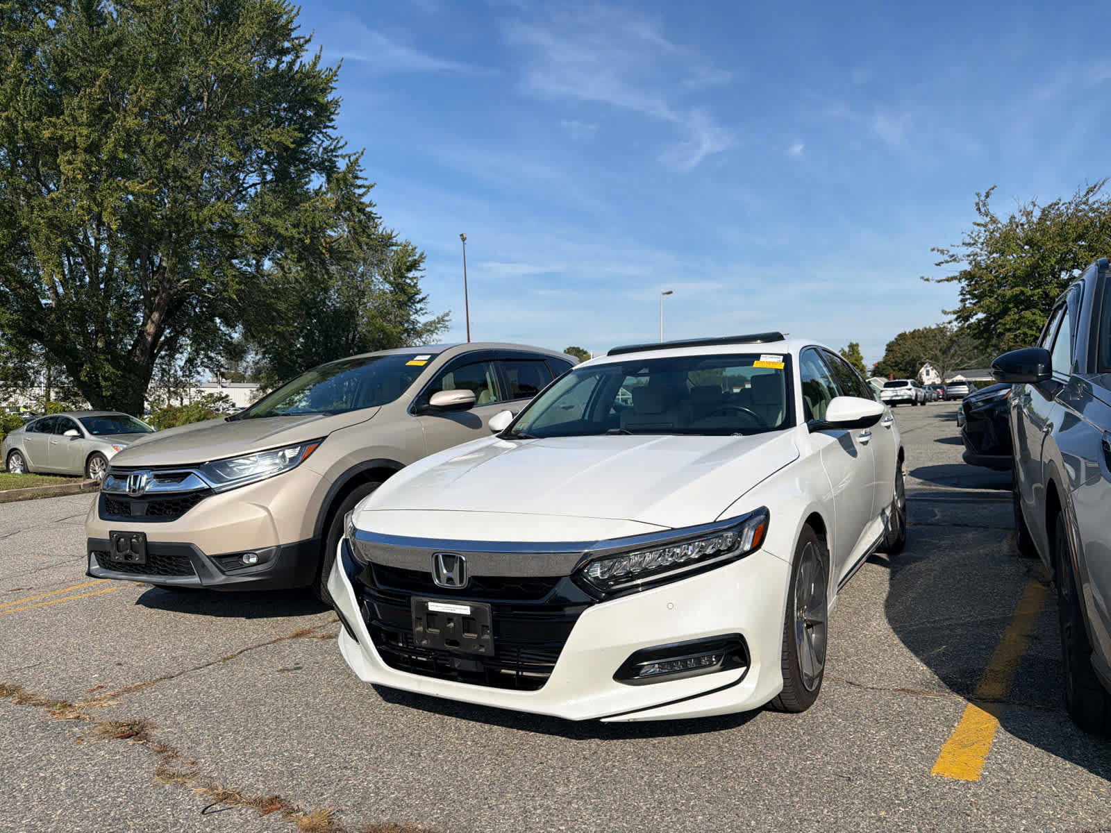 Used 2018 Honda Accord Touring image 7
