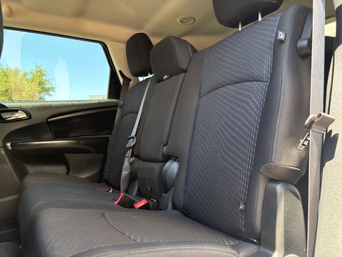 Used 2017 Dodge Journey SXT FWD image 11