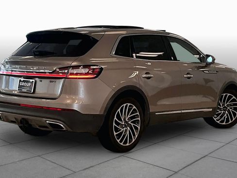 Used 2019 Lincoln Nautilus Reserve FWD image 12
