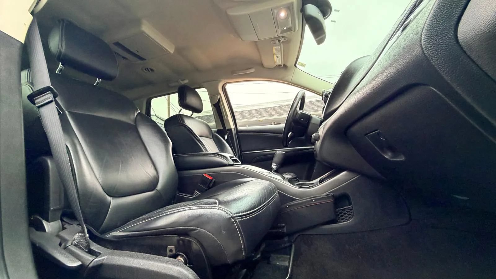 Used 2014 Dodge Journey SXT w/ Flexible Seating Group FWD image 10