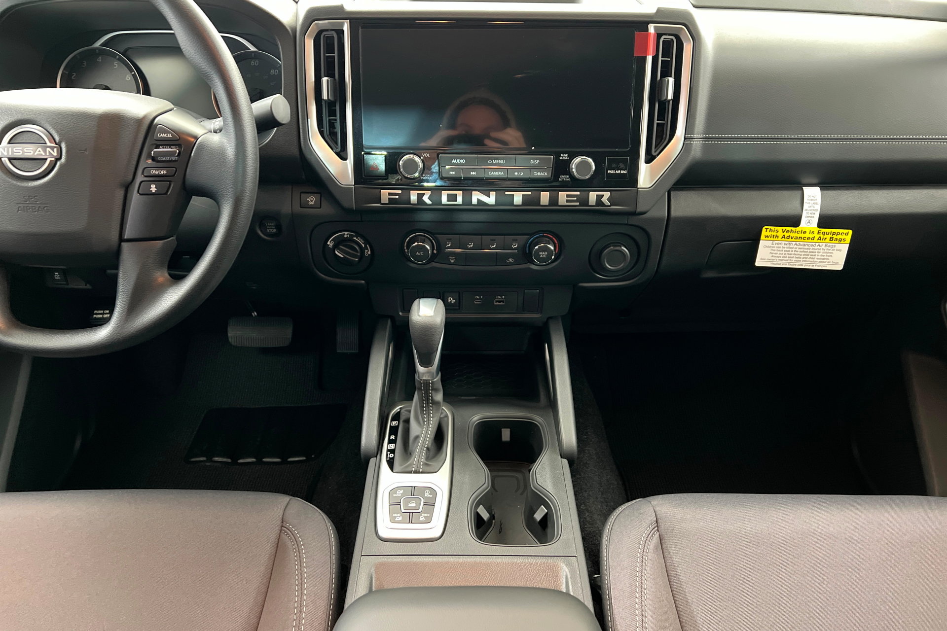 New 2026 Nissan Frontier SV w/ Tow Package AWD/4WD image 13