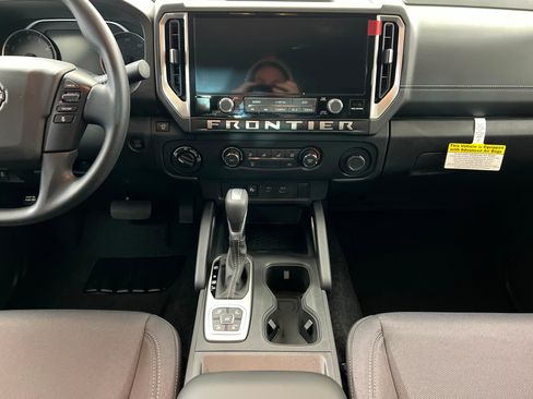 New 2026 Nissan Frontier SV image 13