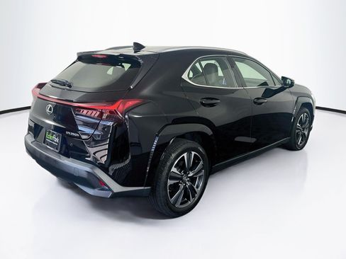 Used 2024 Lexus UX 250h FWD w/ Premium Package image 9