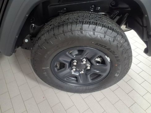 Used 2026 Jeep Wrangler Unlimited Sport AWD/4WD image 8