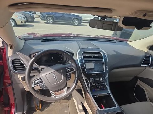 Used 2019 Lincoln Nautilus Reserve AWD/4WD image 10