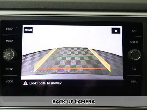 Used 2018 Volkswagen Atlas Launch Edition image 4