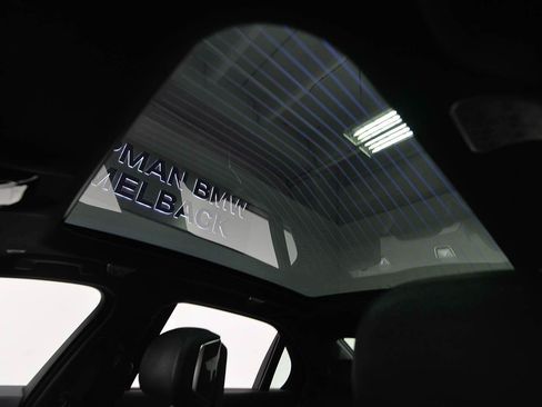 Used 2023 BMW i7 xDrive60 AWD/4WD image 7