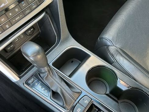 Used 2017 Hyundai Sonata Limited 2.0T FWD image 14