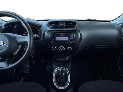 Used 2019 Kia Soul FWD image 31