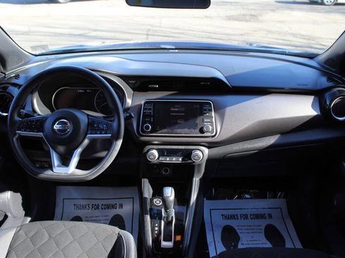 Used 2018 Nissan Kicks SV image 13