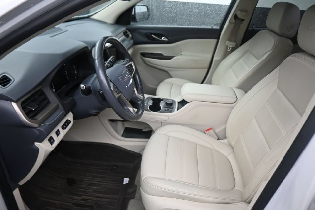 Used 2021 GMC Acadia Denali w/ Denali Ultimate Package AWD/4WD image 22
