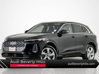 Used 2025 Audi Q5 Premium Plus w/ Premium Plus AWD/4WD video 1