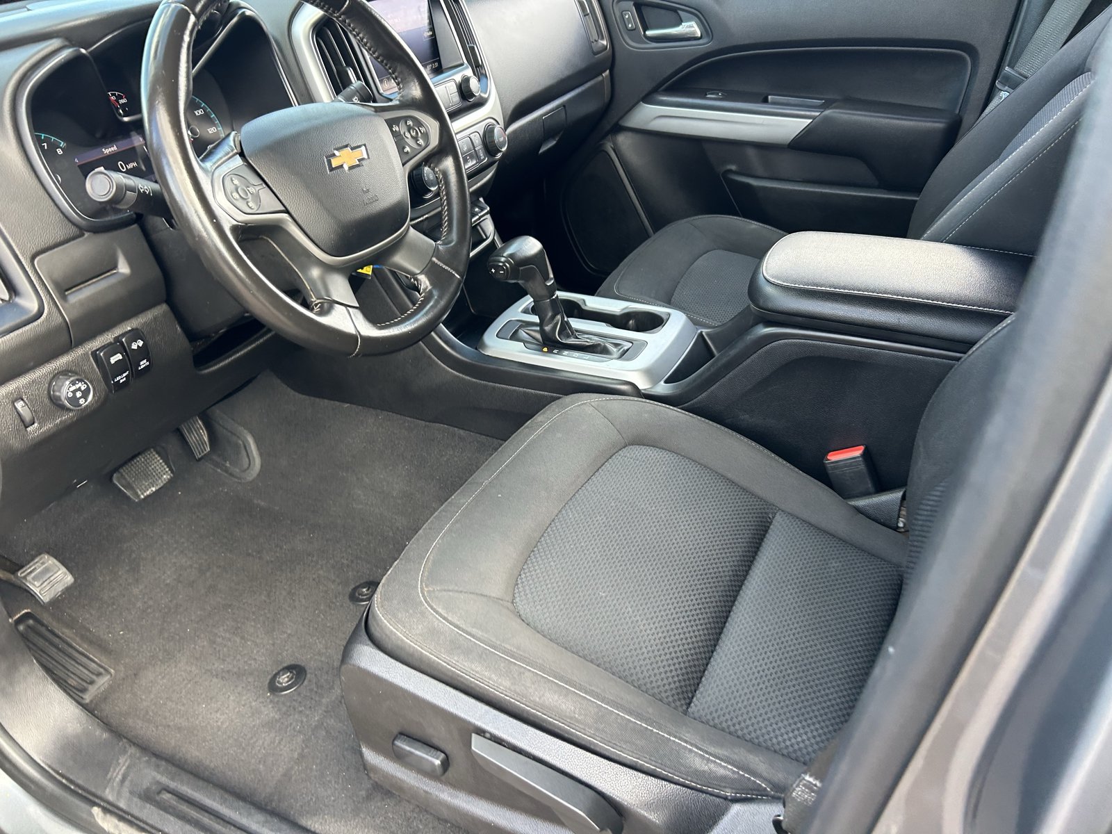 Used 2019 Chevrolet Colorado LT w/ LT Convenience Package RWD image 27