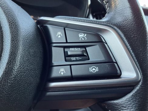 Used 2023 Subaru Outback Premium image 30