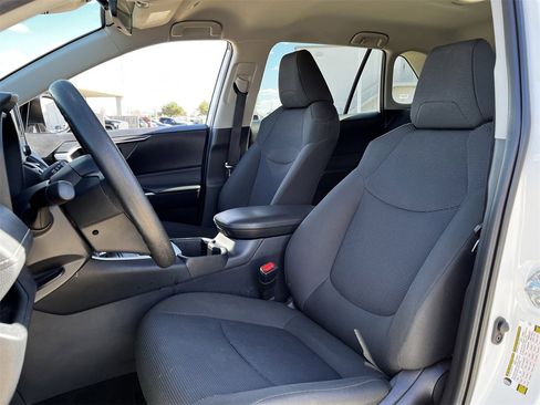 Used 2024 Toyota RAV4 LE image 23