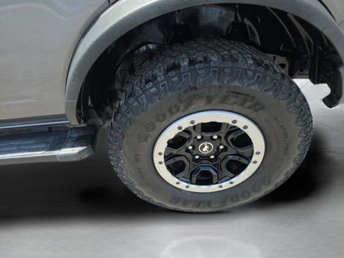 Used 2022 Ford Bronco Outer Banks w/ Sasquatch Package AWD/4WD image 33