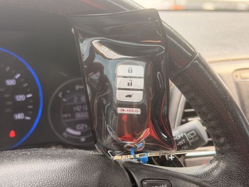 Used 2018 Honda HR-V EX-L image 12