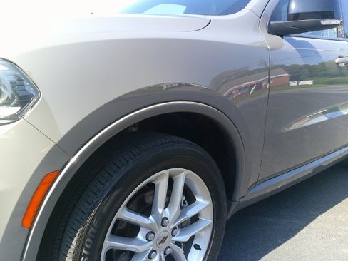 Used 2024 Dodge Durango GT AWD/4WD image 17