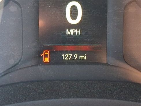 Used 2024 RAM 2500 Tradesman w/ Chrome Appearance Group image 19