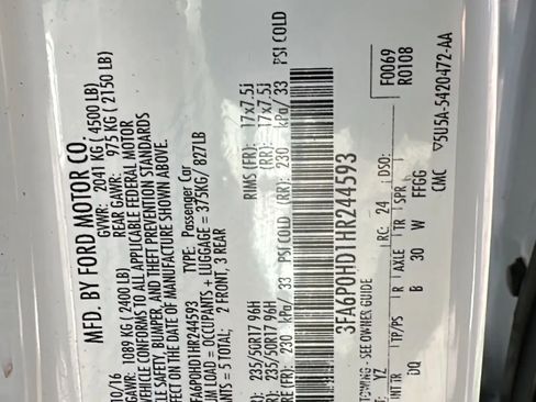 Used 2017 Ford Fusion SE w/ Fusion SE Technology Package image 41