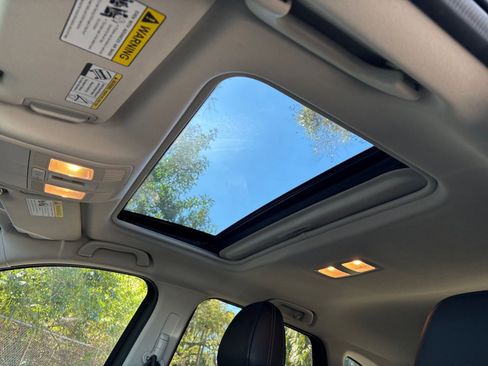 Used 2025 MAZDA CX-5 AWD 2.5 S w/ Preferred Package image 31