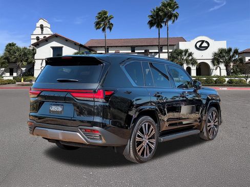 Used 2026 Lexus LX 700h Luxury w/ Appearance Package image 2