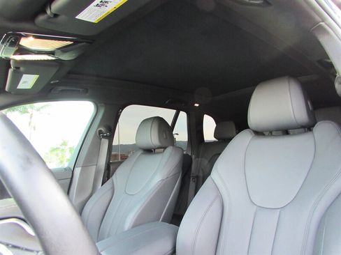 Used 2021 BMW X5 xDrive40i w/ Convenience Package image 7