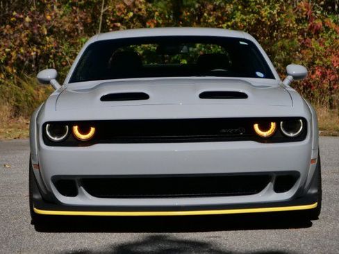 Used 2022 Dodge Challenger SRT Hellcat image 5