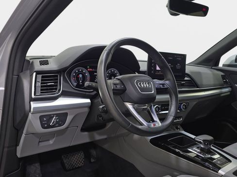 Used 2024 Audi Q5 2.0T Premium Plus w/ Premium Plus Package image 18