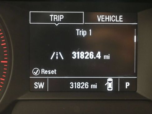 Used 2024 Chevrolet Trax LS w/ LS Convenience Package FWD image 10