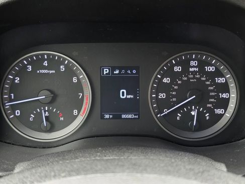 Used 2017 Hyundai Tucson SE image 25