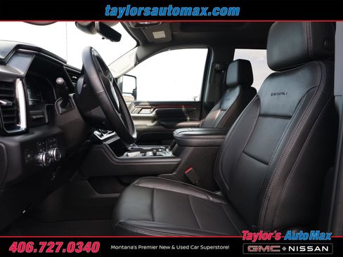 Used 2024 GMC Sierra 3500 Denali w/ Denali Reserve Package image 6