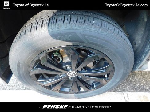 Used 2023 Toyota RAV4 SE AWD/4WD image 7