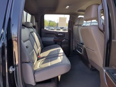 Used 2019 GMC Sierra 1500 SLT w/ SLT Premium Plus Package AWD/4WD image 9