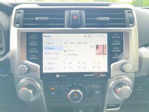 Used 2023 Toyota 4Runner SR5 Premium w/ SR5 Premium Package AWD/4WD image 17