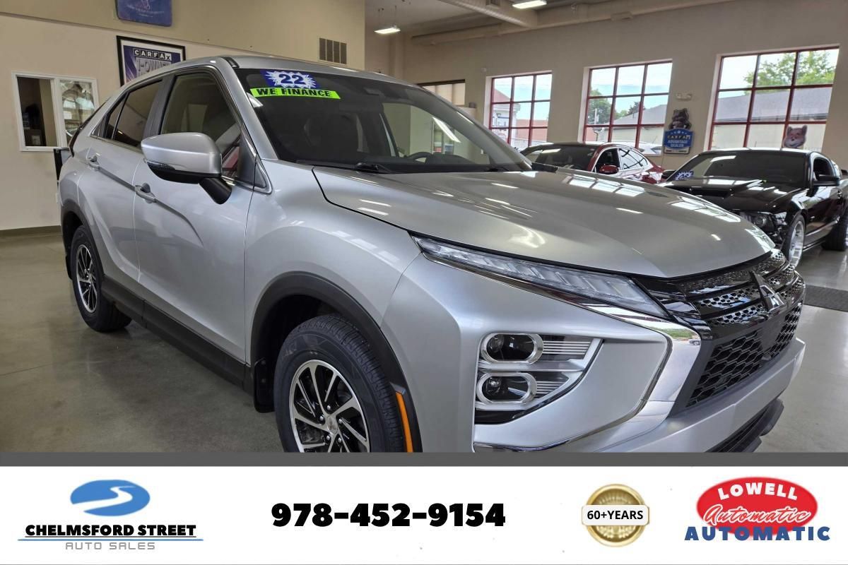 Used 2022 Mitsubishi Eclipse Cross ES FWD image 1