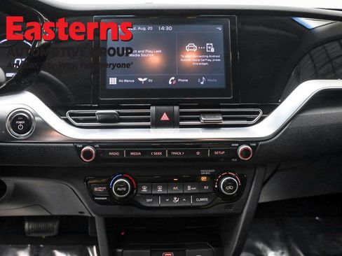 Used 2022 Kia Niro EX w/ Cold Weather Package image 13