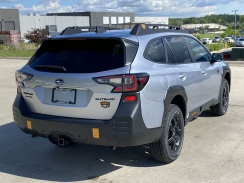 Used 2025 Subaru Outback Wilderness image 6
