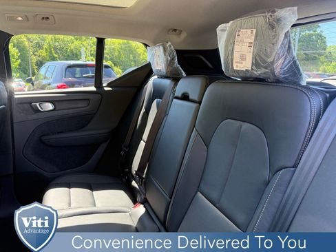 New 2026 Volvo XC40 B5 Plus w/ Climate Package AWD/4WD image 14