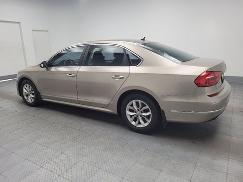 Used 2016 Volkswagen Passat 1.8T S FWD image 3