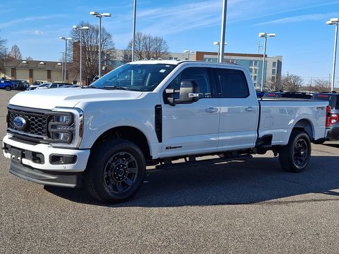 Used 2024 Ford F350 Lariat w/ Lariat Ultimate Package image 5