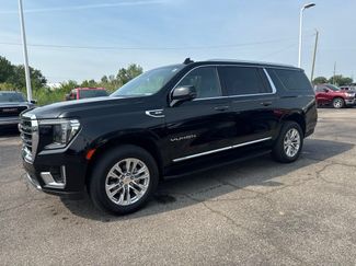 Used 2023 GMC Yukon XL SLT w/ SLT Premium Package AWD/4WD video 1