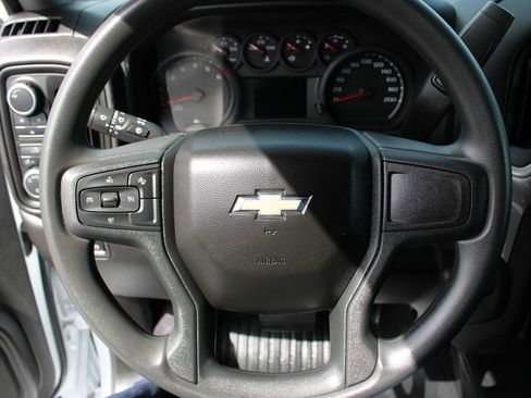 Used 2025 Chevrolet Silverado 2500 W/T w/ WT Convenience Package AWD/4WD image 29
